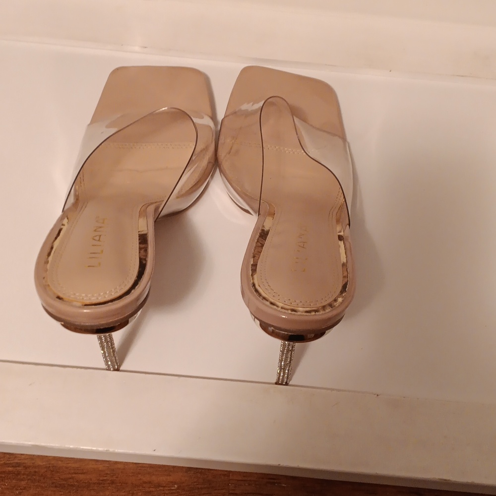 Heels - Picture 9 of 12